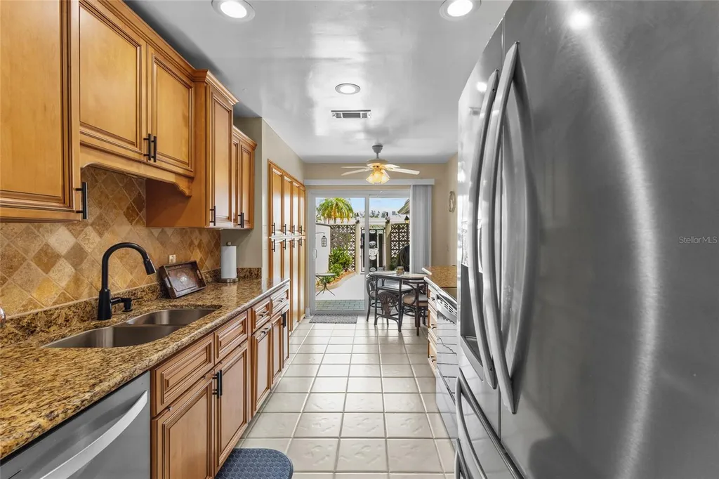 531 Boca Ciega Point Boulevard S St Petersburg FL 33708