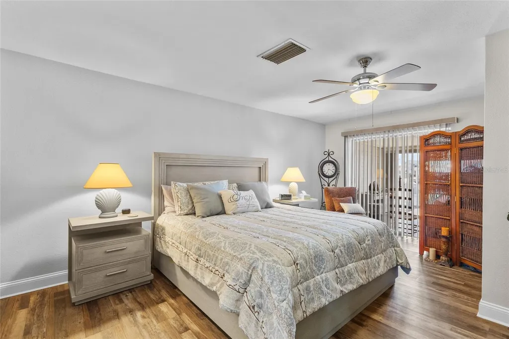 531 Boca Ciega Point Boulevard S St Petersburg FL 33708