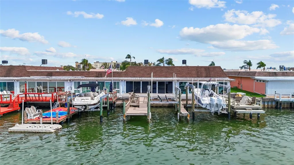 531 Boca Ciega Point Boulevard S St Petersburg FL 33708