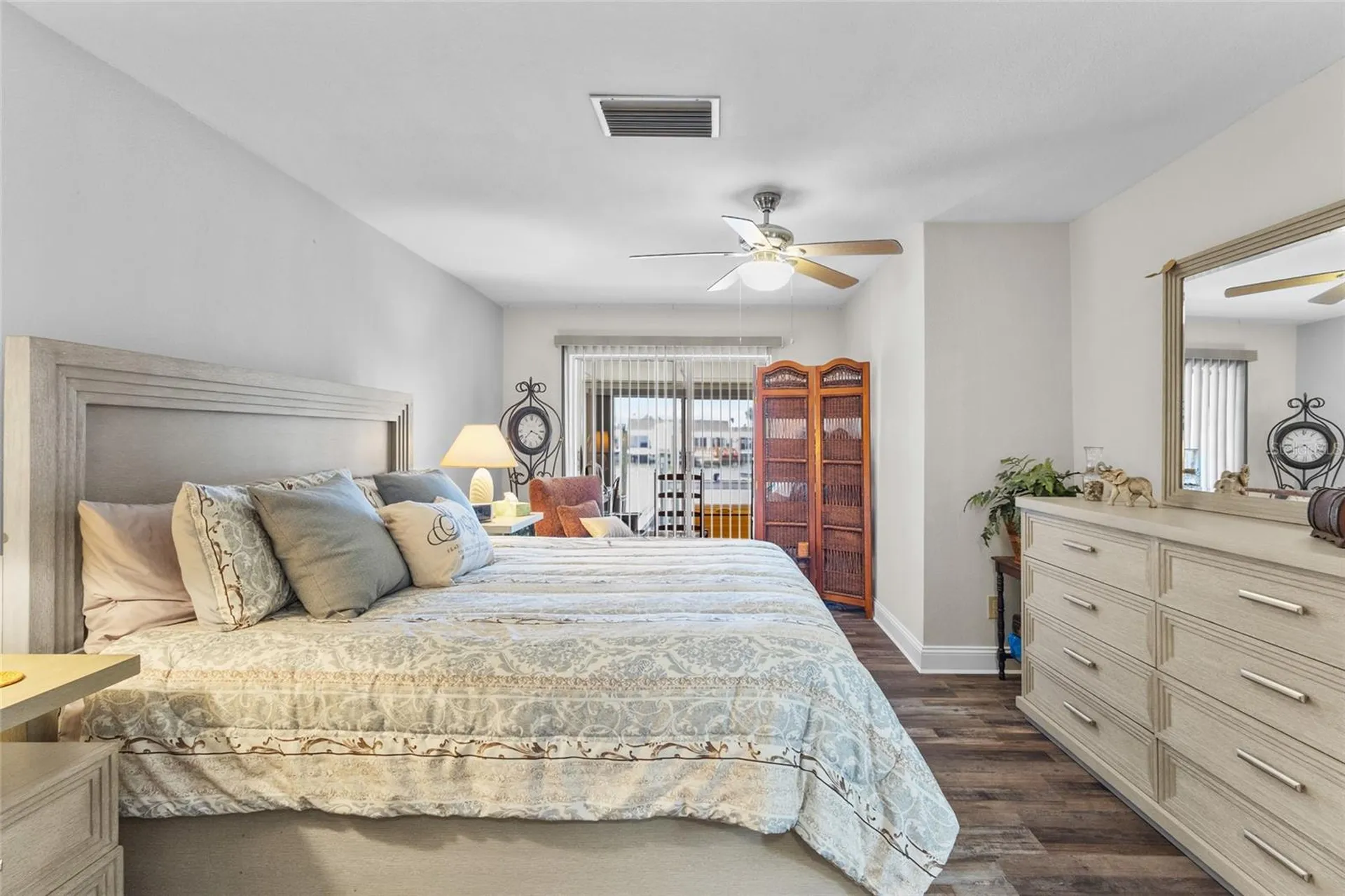 531 Boca Ciega Point Boulevard S St Petersburg FL 33708