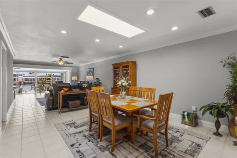 531 Boca Ciega Point Boulevard S St Petersburg FL 33708