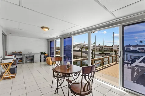 531 Boca Ciega Point Boulevard S St Petersburg FL 33708