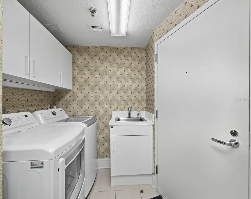 3040 Grand Bay Boulevard Longboat Key FL 34228