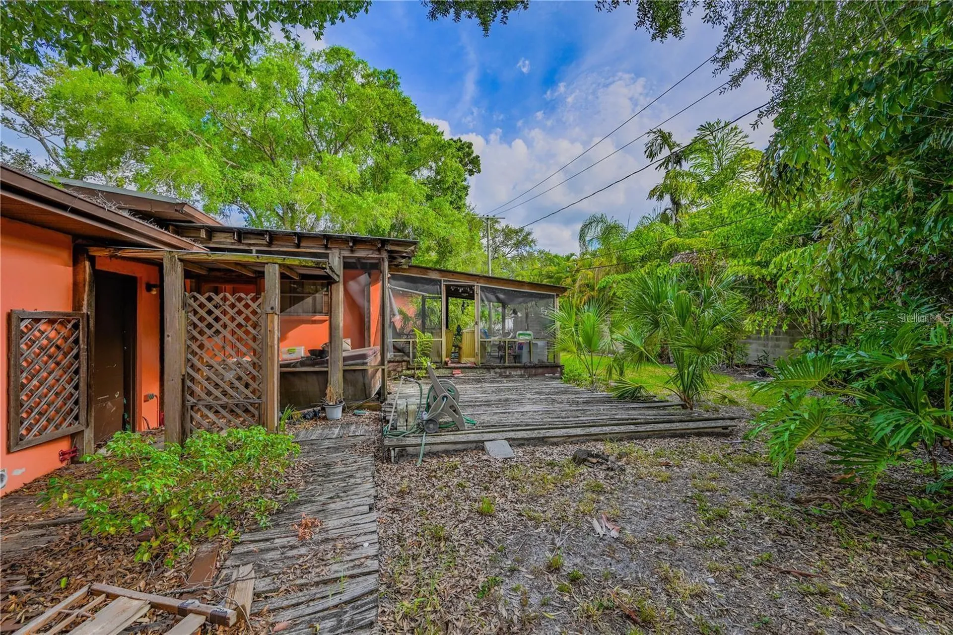 504 W Davis Boulevard Tampa FL 33606