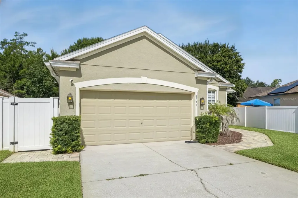 3528 Berkshire Woods Terrace Deltona FL 32725