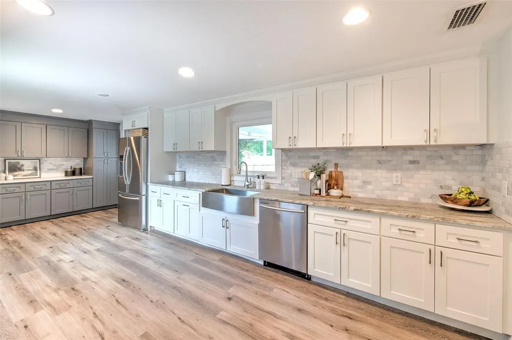 4101 W Bay Villa Avenue Tampa FL 33611