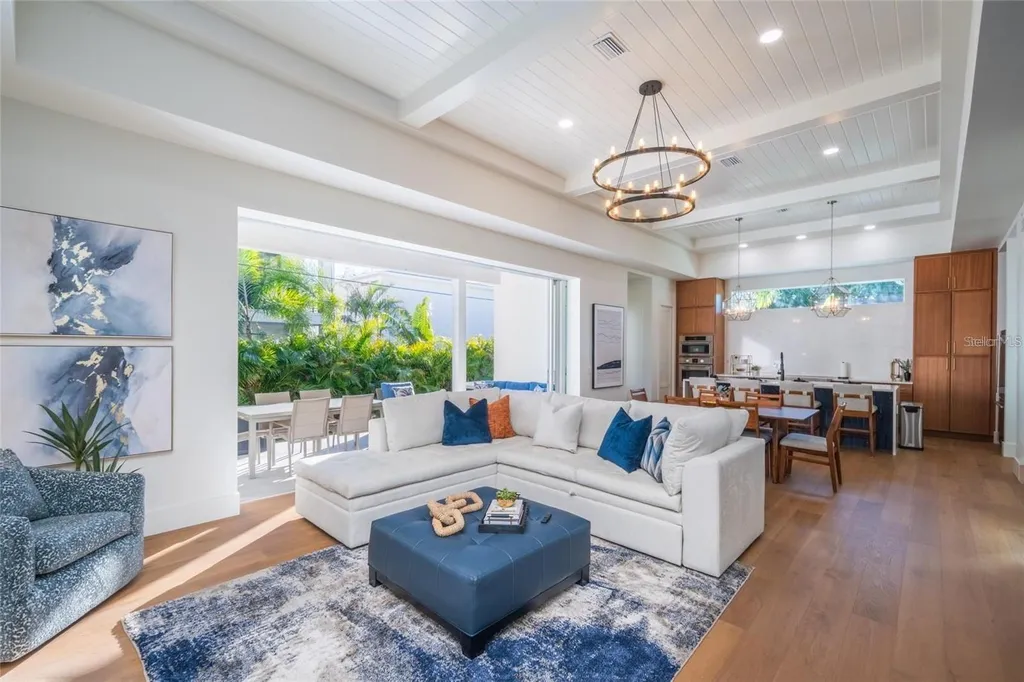 2420 Floyd Street Sarasota FL 34239