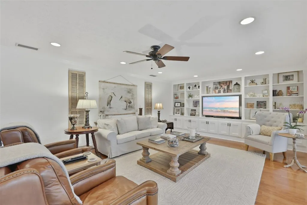 412 Stoneham Drive Sun City Center FL 33573