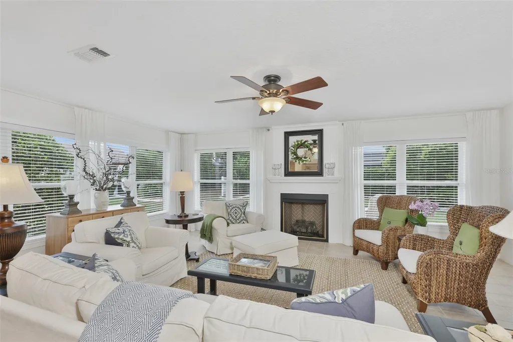 412 Stoneham Drive Sun City Center FL 33573