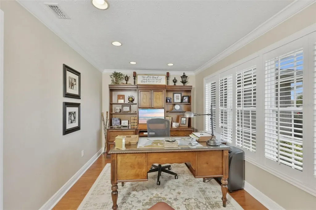 412 Stoneham Drive Sun City Center FL 33573