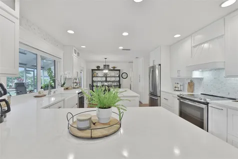 412 Stoneham Drive Sun City Center FL 33573