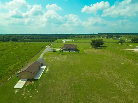 19221 Baker Road Umatilla FL 32784