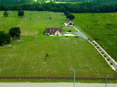 19221 Baker Road Umatilla FL 32784