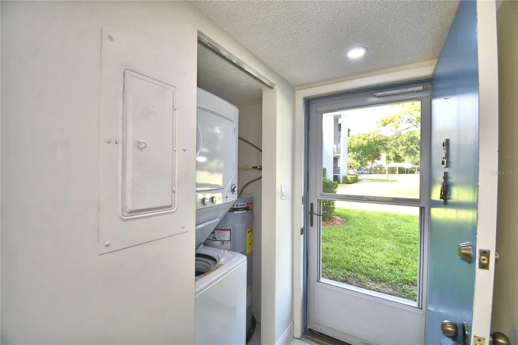 333 Lake Howard Dr NW Winter Haven FL 33880