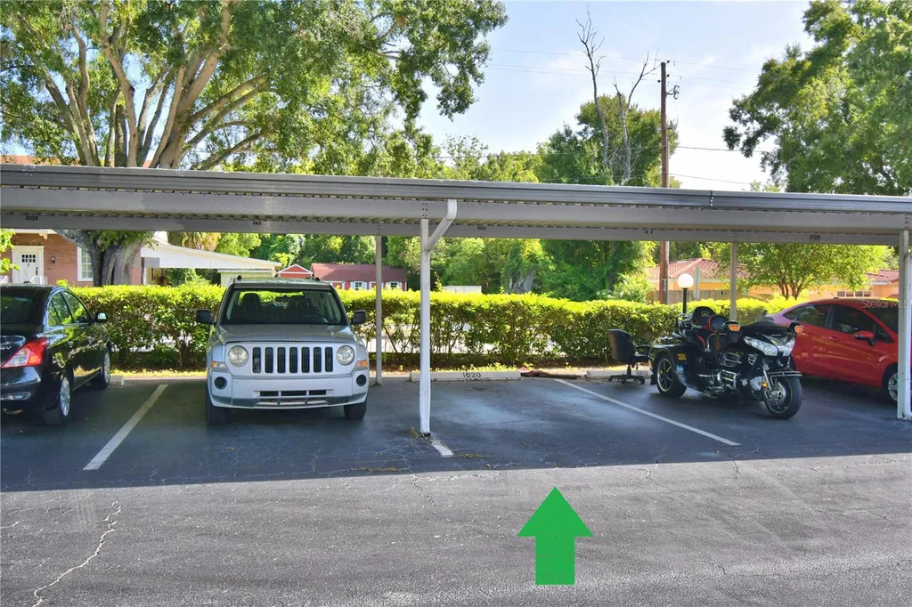 333 Lake Howard Dr NW Winter Haven FL 33880
