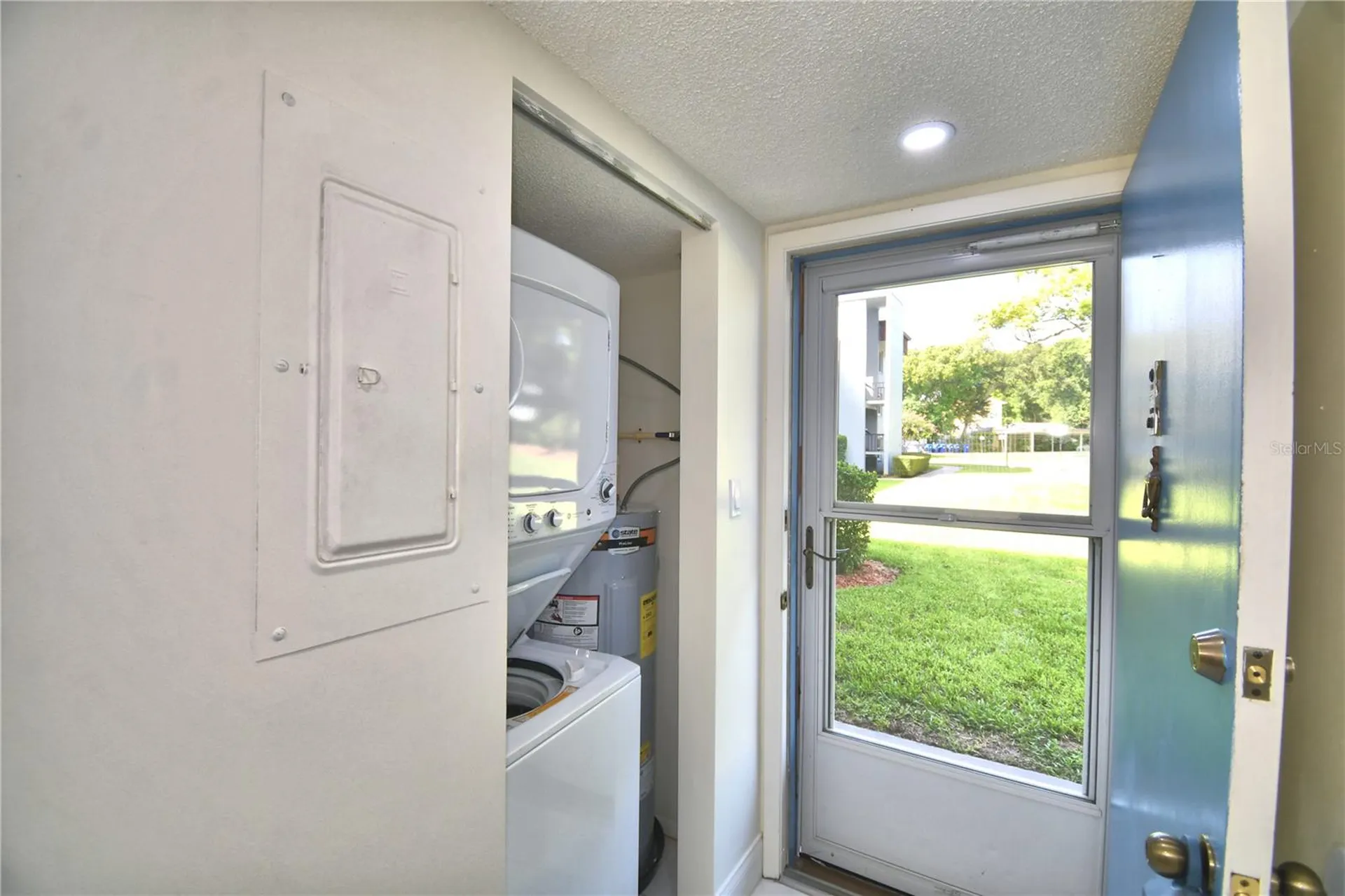 333 Lake Howard Dr NW Winter Haven FL 33880