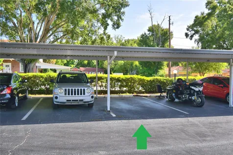 333 Lake Howard Dr NW Winter Haven FL 33880