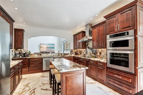 246 Bowling Green Court Lake Mary FL 32746