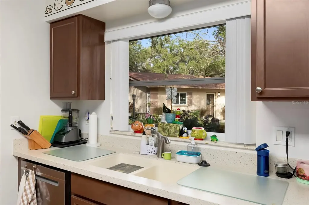 4586 Mohican Trail Sarasota FL 34233