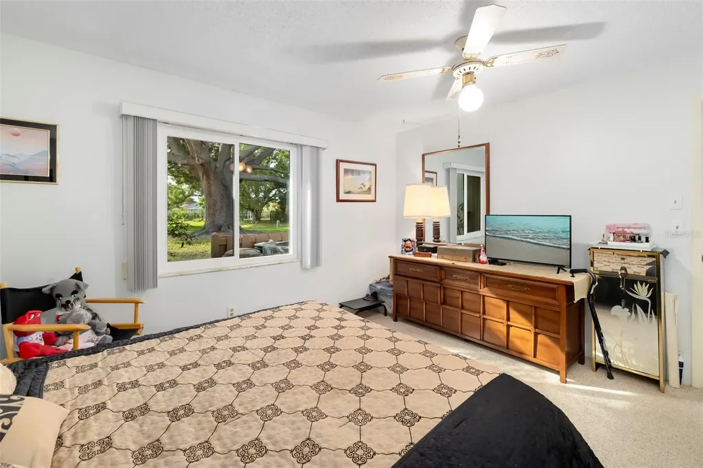 4586 Mohican Trail Sarasota FL 34233