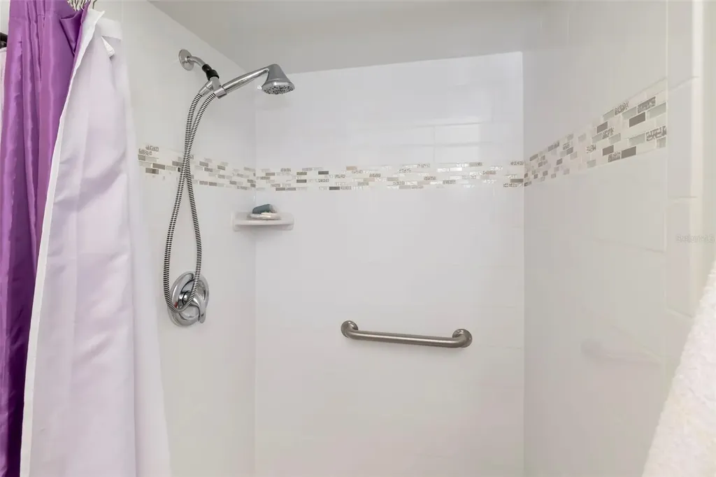 4586 Mohican Trail Sarasota FL 34233
