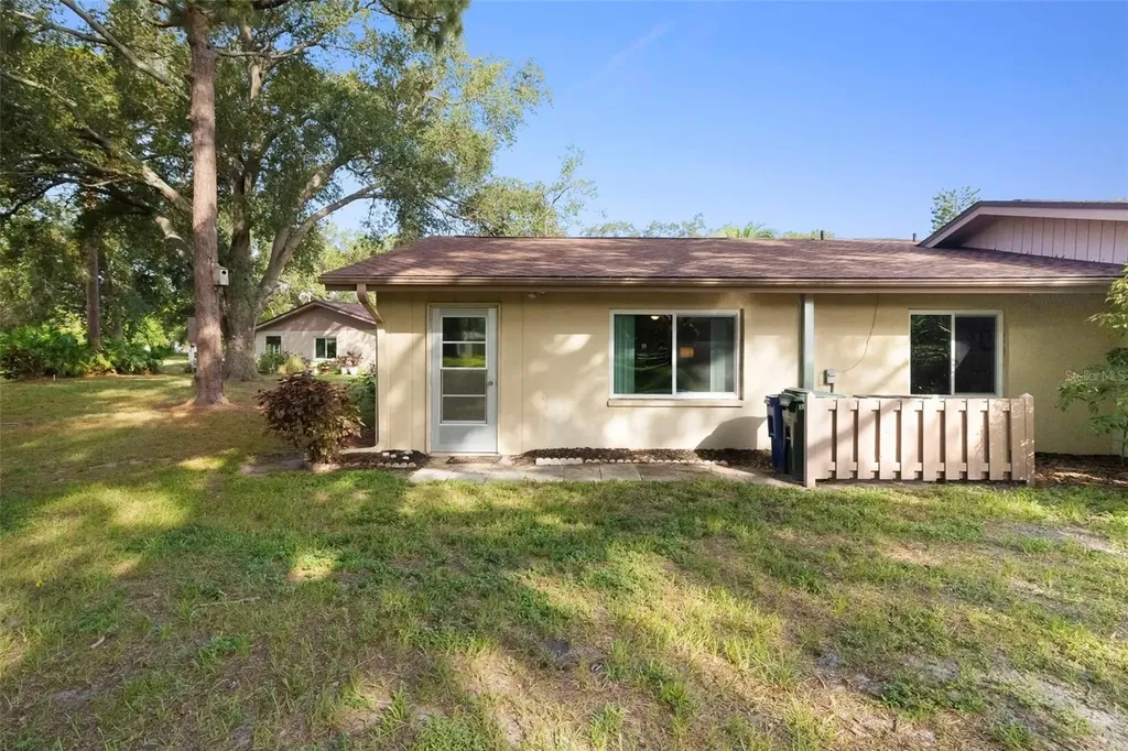 4586 Mohican Trail Sarasota FL 34233