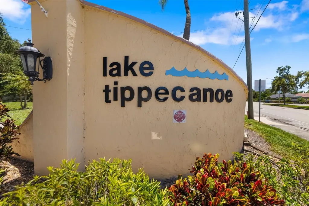 4586 Mohican Trail Sarasota FL 34233