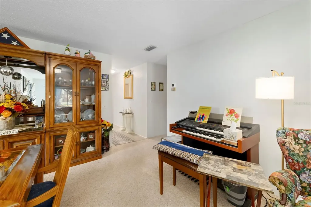 4586 Mohican Trail Sarasota FL 34233