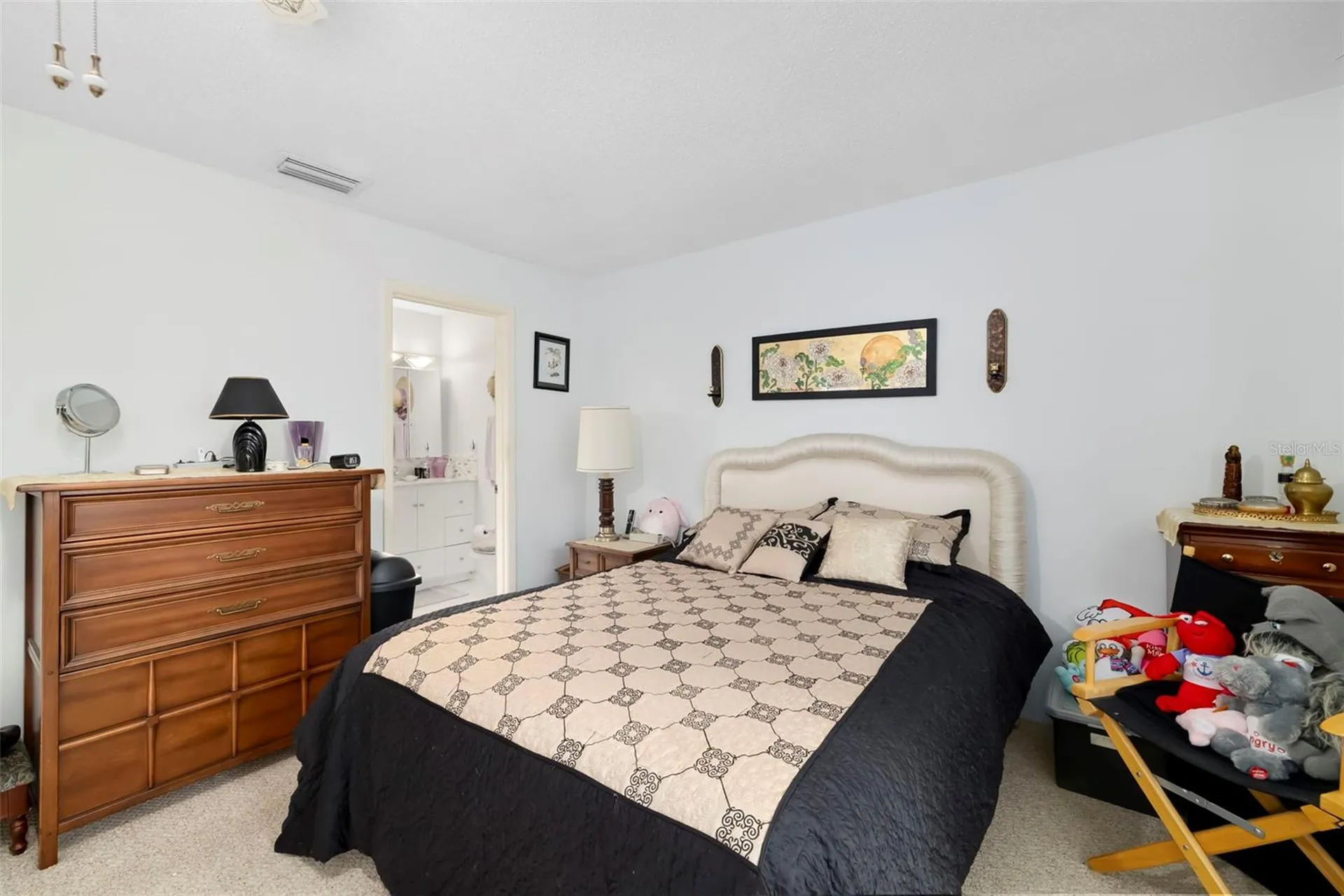 4586 Mohican Trail Sarasota FL 34233