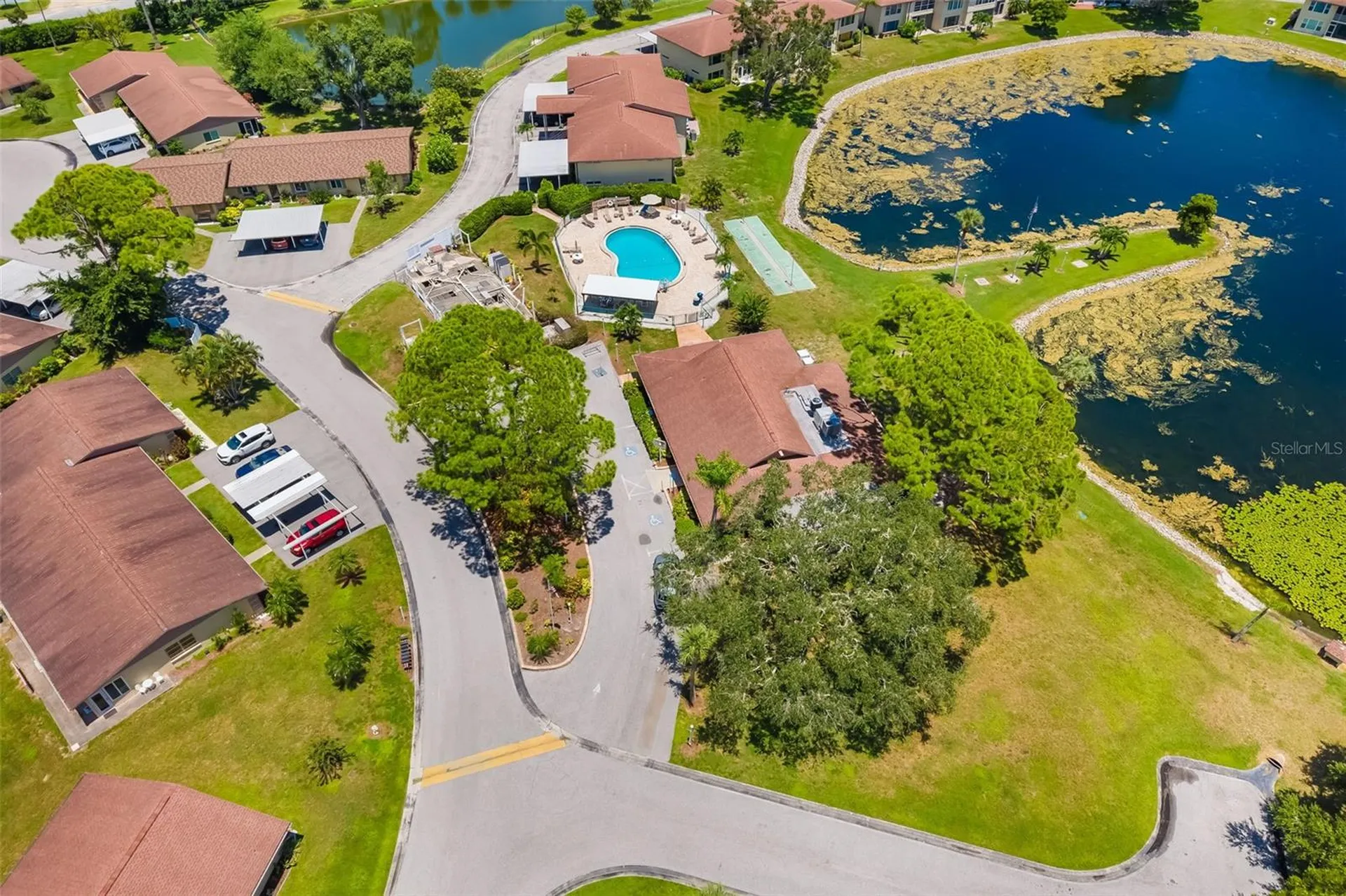 4586 Mohican Trail Sarasota FL 34233