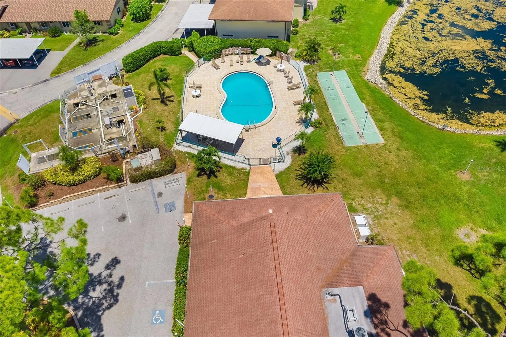 4586 Mohican Trail Sarasota FL 34233