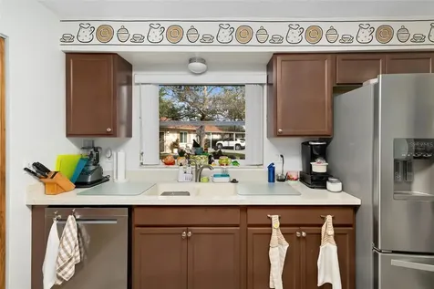 4586 Mohican Trail Sarasota FL 34233