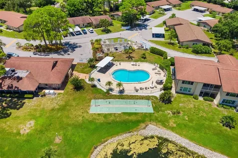 4586 Mohican Trail Sarasota FL 34233