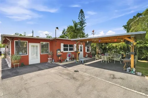 2908 18th Street W Bradenton FL 34205