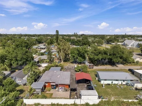 2908 18th Street W Bradenton FL 34205