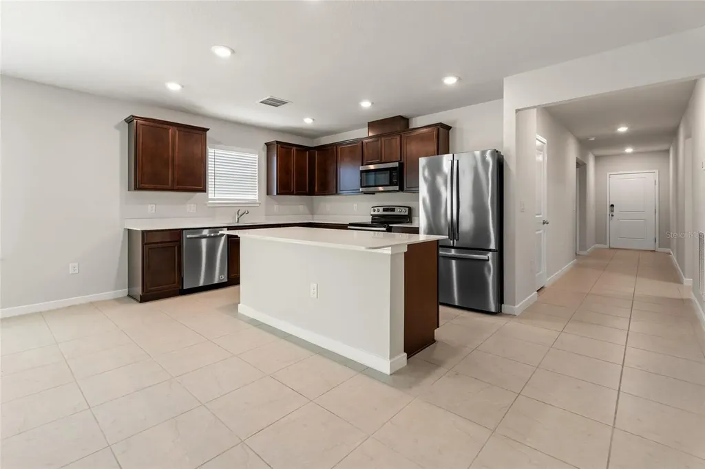 30309 Marquette Avenue Wesley Chapel FL 33545