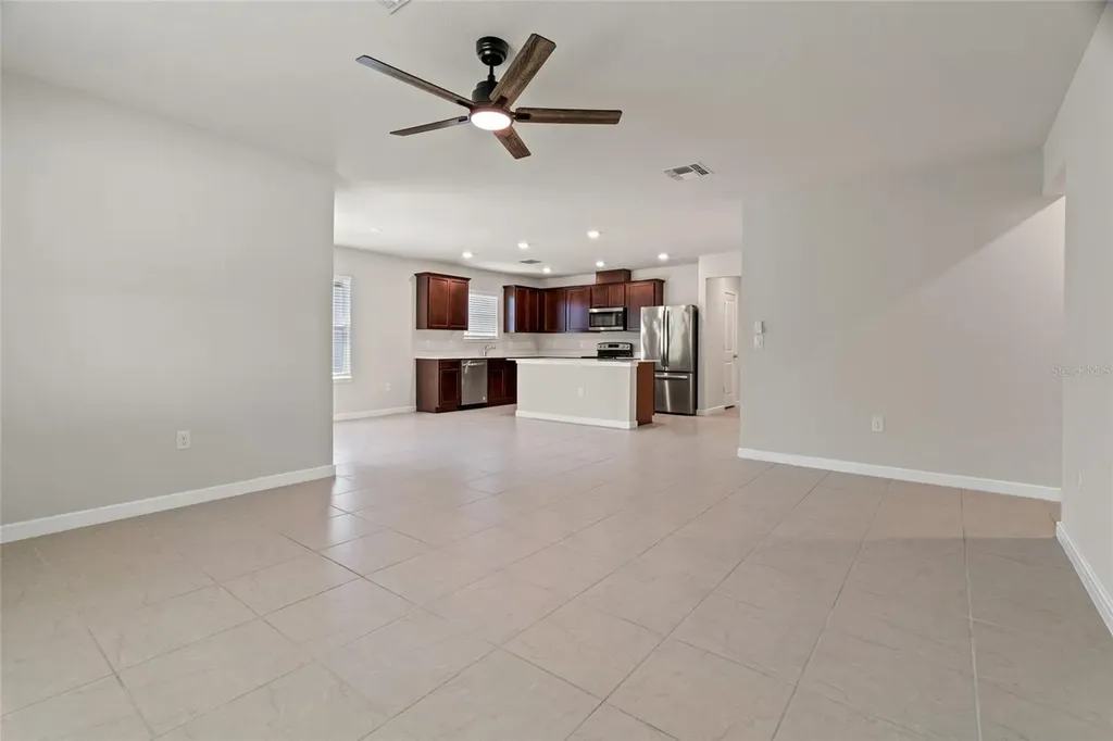 30309 Marquette Avenue Wesley Chapel FL 33545