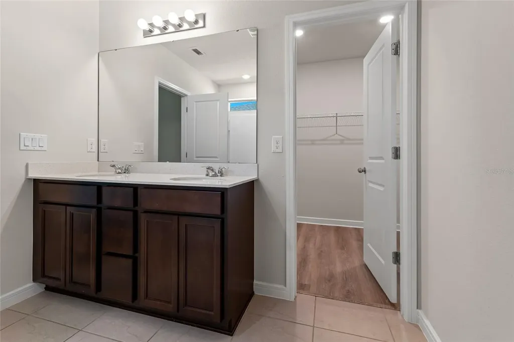 30309 Marquette Avenue Wesley Chapel FL 33545