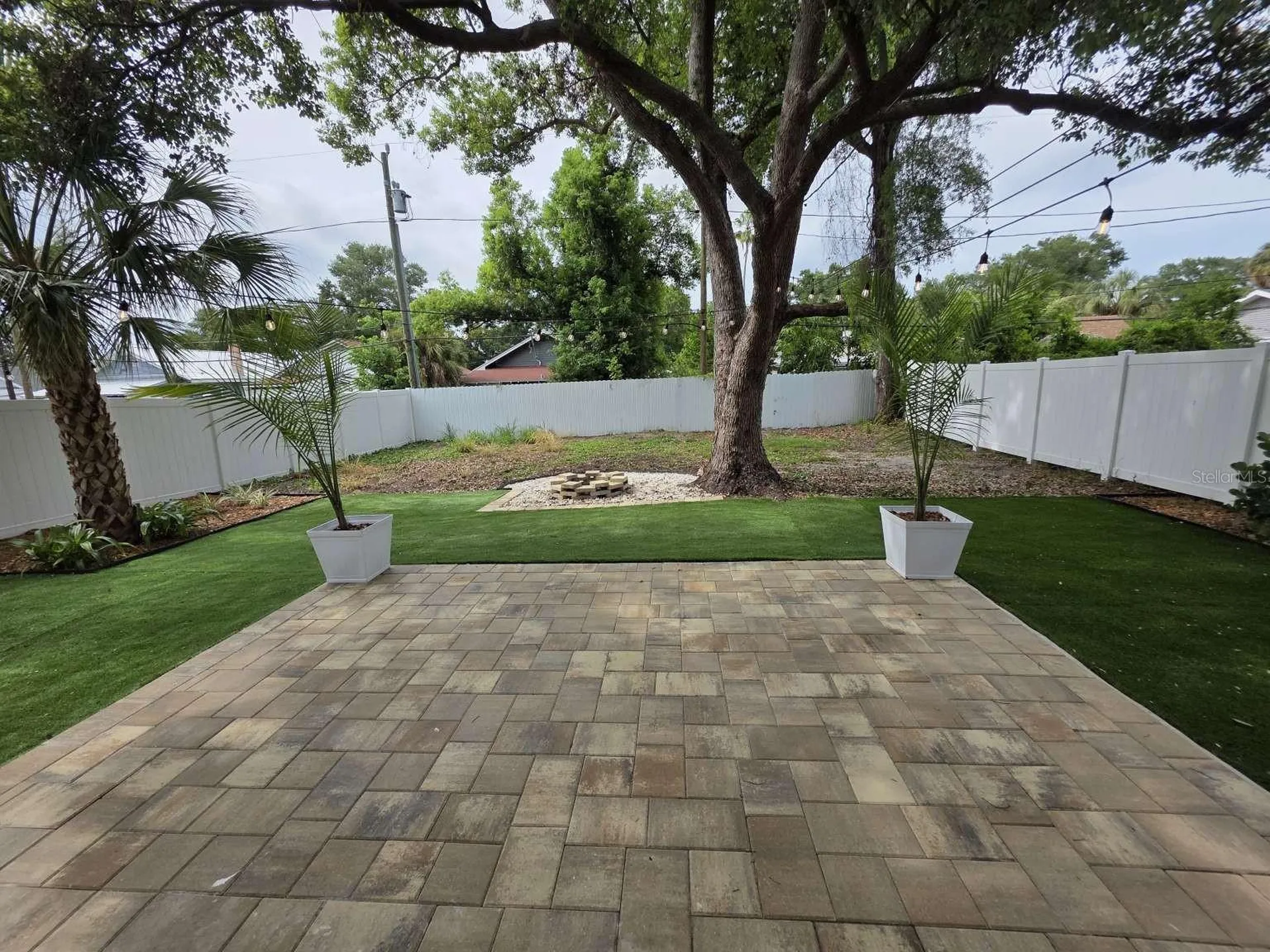 1035 9th Avenue S St Petersburg FL 33705