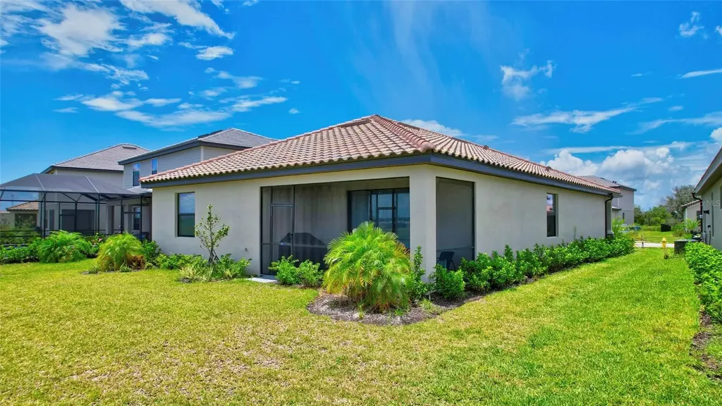 5409 Coral Reef Way Bradenton FL 34211