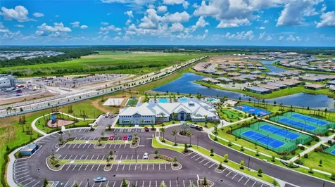 5409 Coral Reef Way Bradenton FL 34211