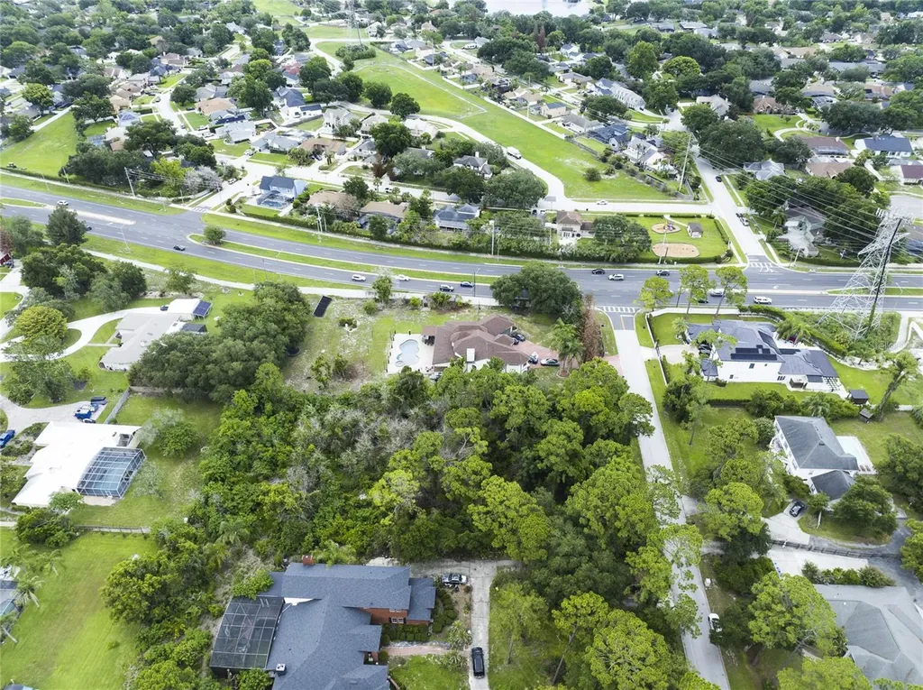 8053 Oakland Place Orlando FL 32819