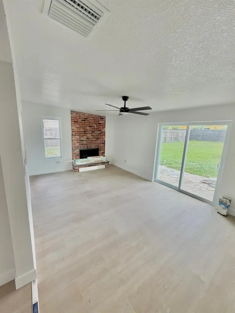 1518 Deming Drive Orlando FL 32825