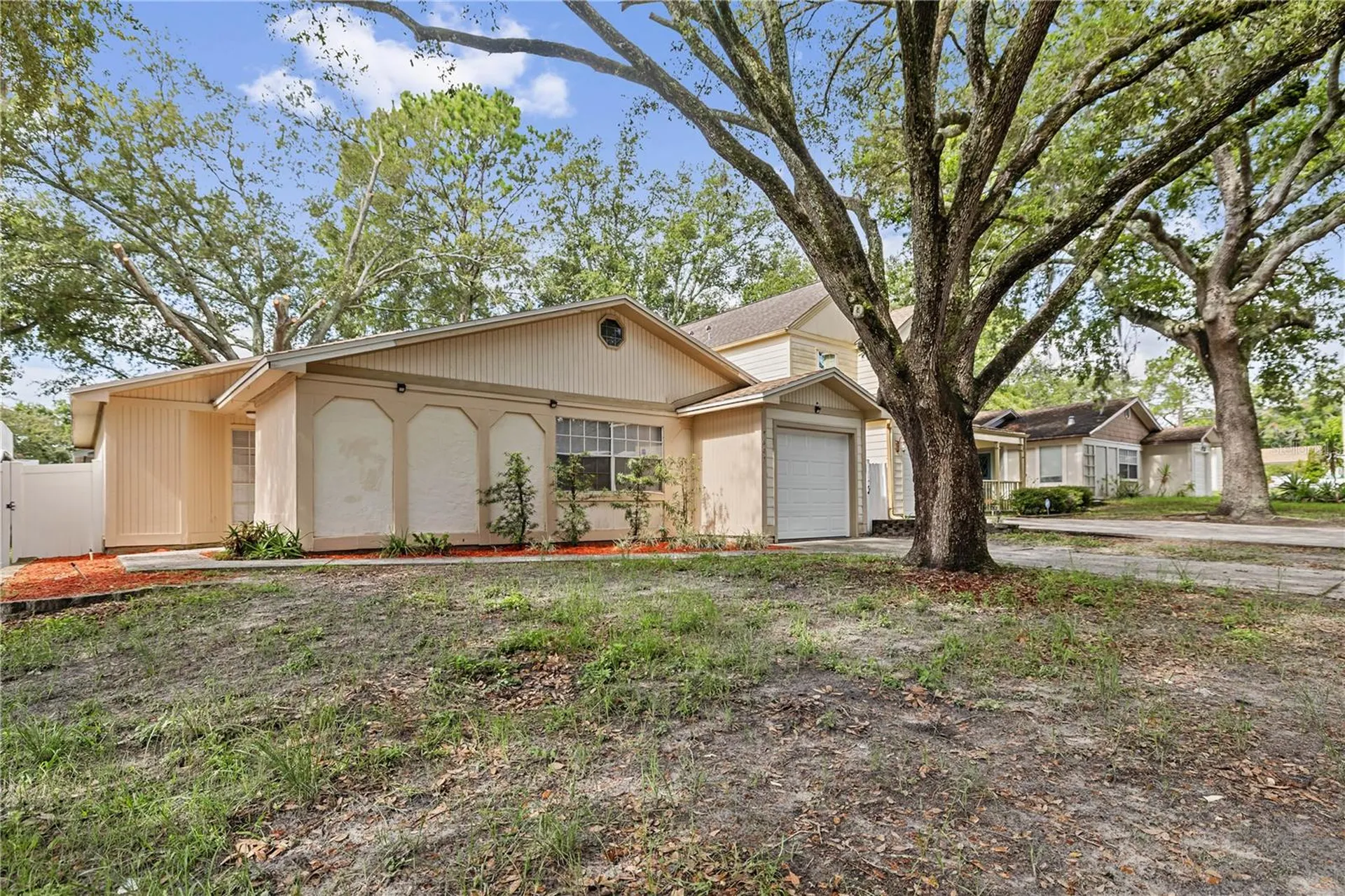 7607 Glades Court Tampa FL 33637