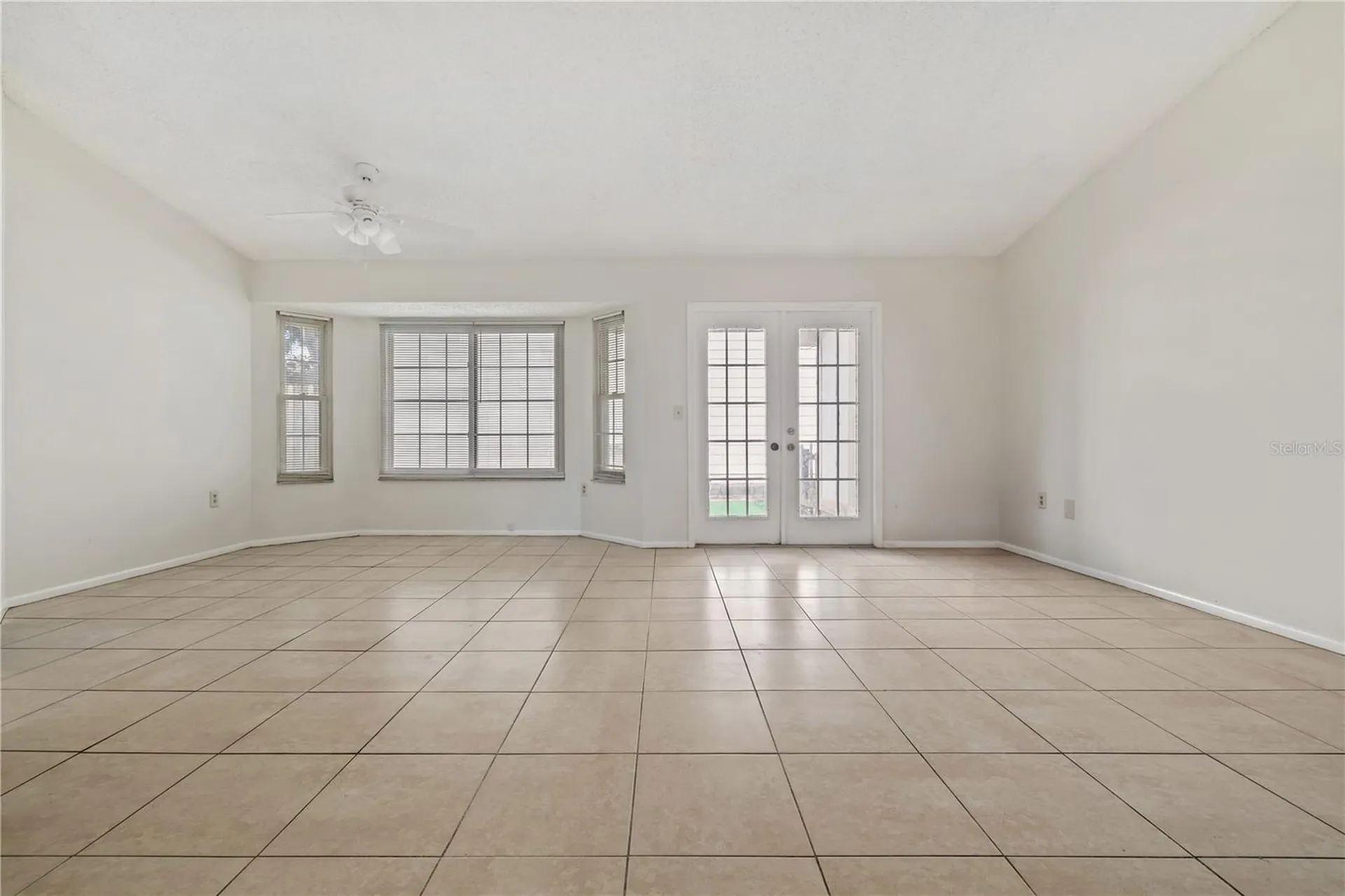 7607 Glades Court Tampa FL 33637