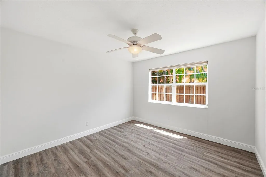 980 Live Oak Avenue NE St Petersburg FL 33703