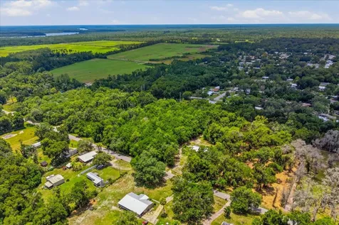 2810 Lundy Road Palatka FL 32177
