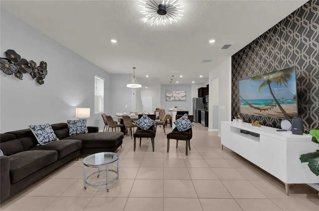 1897 Summer Drive Davenport FL 33897