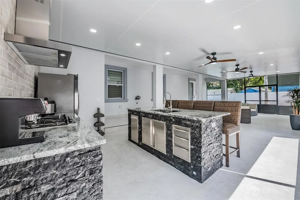1804 W Sitka Street Tampa FL 33604