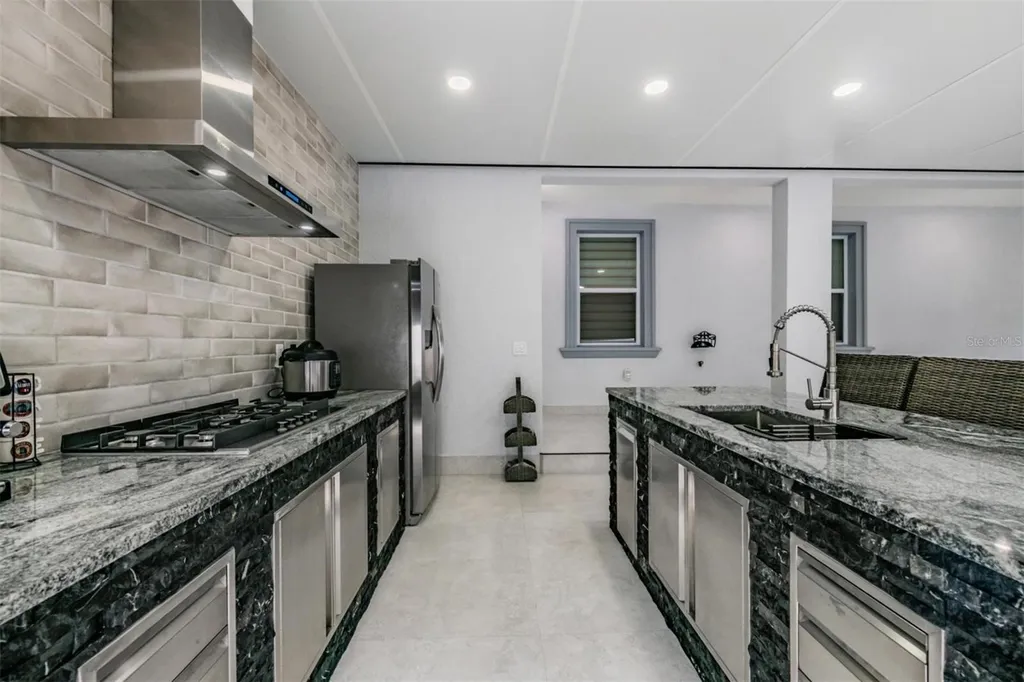 1804 W Sitka Street Tampa FL 33604